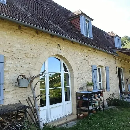 Dans Jolie Maison Du Perigord 2 ベッド・アンド・ブレックファスト *