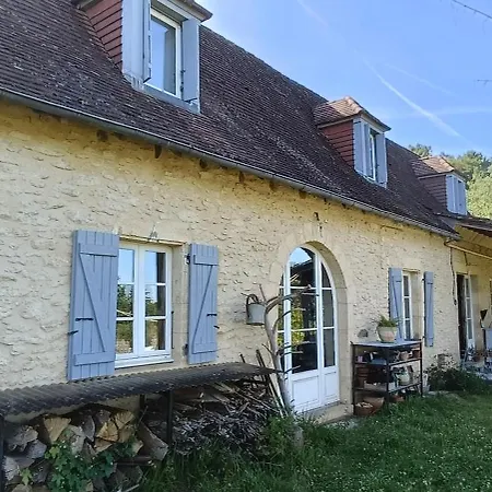Dans Jolie Maison Du Perigord 2 ベッド・アンド・ブレックファスト *